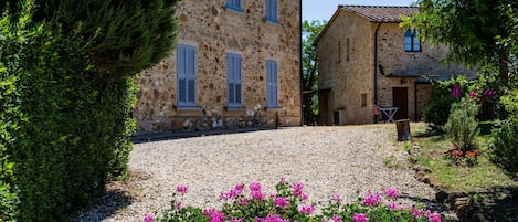 Apartment | Exterior