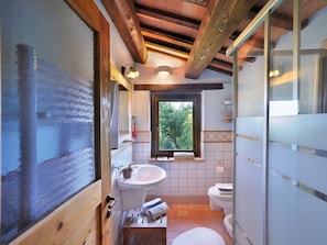 Shower dan handuk