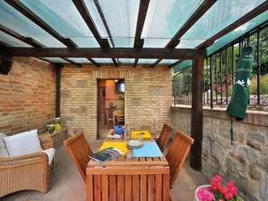 Balcony - Holiday Home in Sant'angelo in Pontano With Swimming Pool (Sant'Angelo in Pontano)