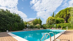 Utomhuspool