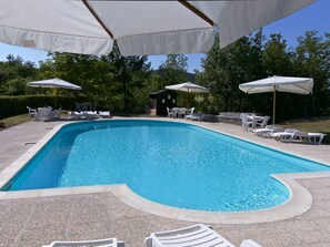 Outdoor pool - Cosy Holiday Home in Gubbio With Swimming Pool (Gubbio)