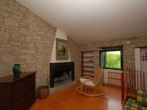 Fireplace - Cosy Holiday Home in Gubbio With Swimming Pool (Gubbio)
