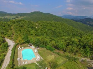 Pool - Cosy Holiday Home in Gubbio With Swimming Pool (Gubbio)