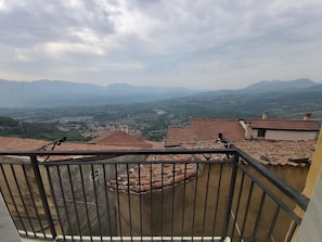 Balcony - Lovely Holiday Home in Castelluccio Superiore With Balcony (Castelluccio Superiore)
