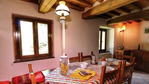 Dining - Modern Apartment in Caprese Michelangelo With Pool (Caprese Michelangelo)