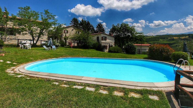 Exterior - Modern Apartment in Caprese Michelangelo With Pool (Caprese Michelangelo)