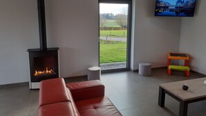 Dining - Countryside Cottage in La Roche-en-ardenne With Terrace (La Roche-en-Ardenne)