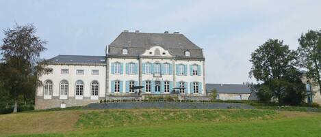 House | Exterior