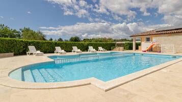 Apartment | Pool | Outdoor pool