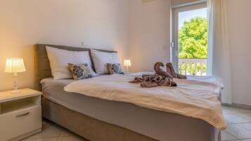 Apartment | 2 Schlafzimmer, individuell eingerichtet, Bettwäsche