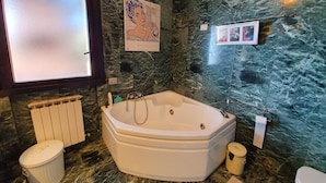Bathroom - Attractive Apartment in Varazze With Swimming Pool (Varazze)
