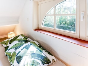 1 kamar tidur dan seprai linen