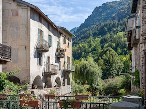Exterior - Cosy Holiday Home in La Brigue With Fireplace (La Brigue)