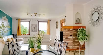 Family Escape With Pool