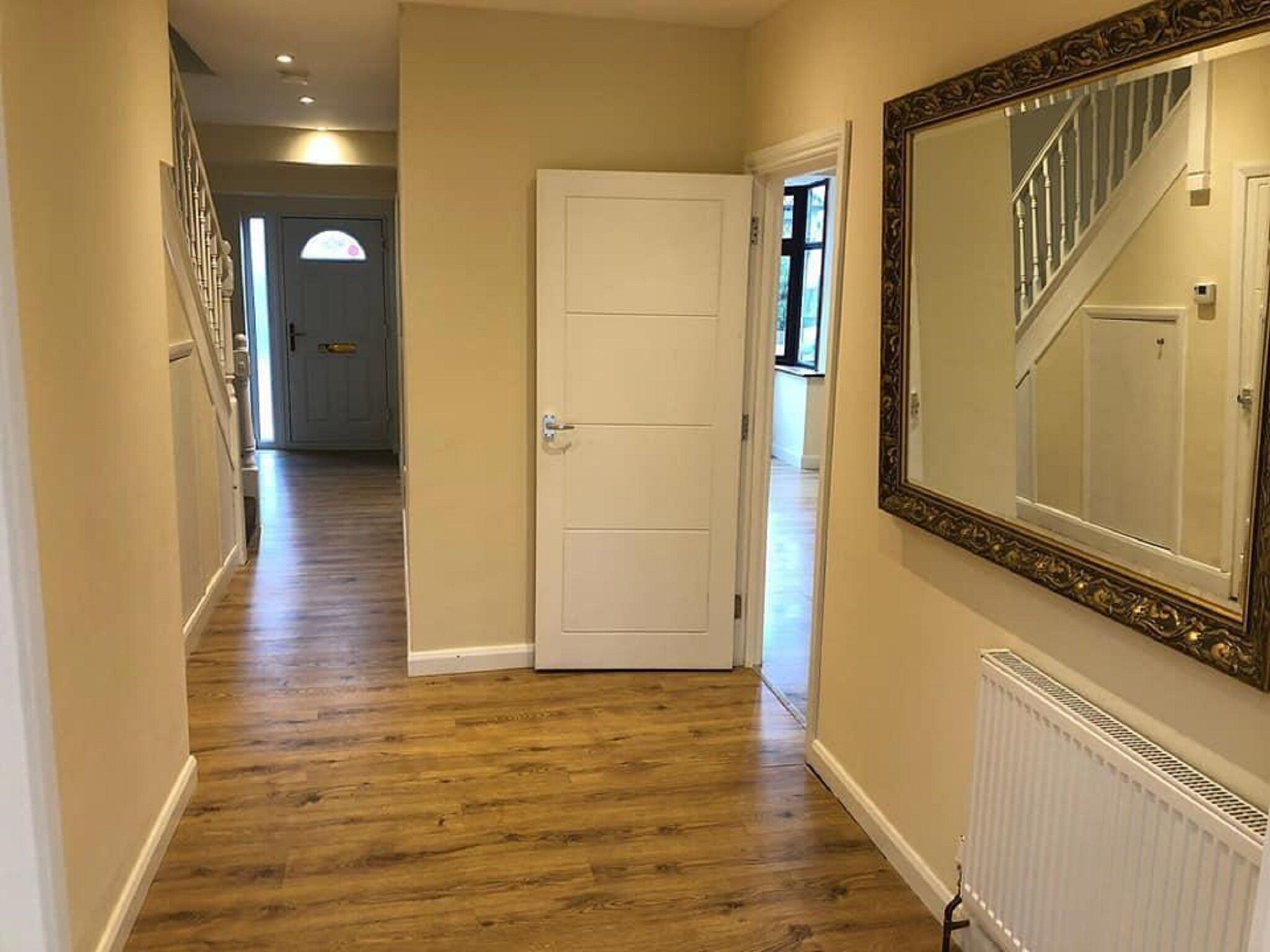 5 bedrooms, bed sheets