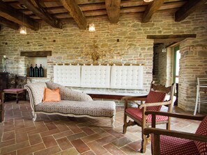 Villa | Living room - Villa w/ Wine Tours Near Beach (Terre Roveresche)