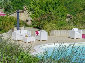 Apartment | Exterior - Holiday Home in Belforte With Pool (Belforte all'Isauro)