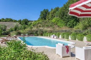 Apartment | Pool | Outdoor pool - Holiday Home in Belforte With Pool (Belforte all'Isauro)