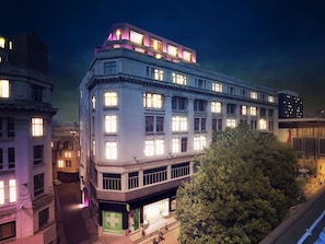 Exterior - Modern Central 1 Bedroom Apartment Sleeps 3, on Parker Street (Liverpool)