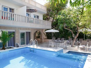 Exterior - Ravishing Villa in Makarska near Nugal Beach & Vepric (Makarska)