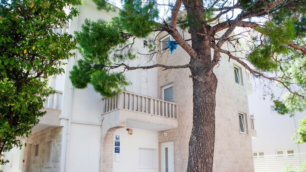 Exterior - Ravishing Villa in Makarska near Nugal Beach & Vepric (Makarska)