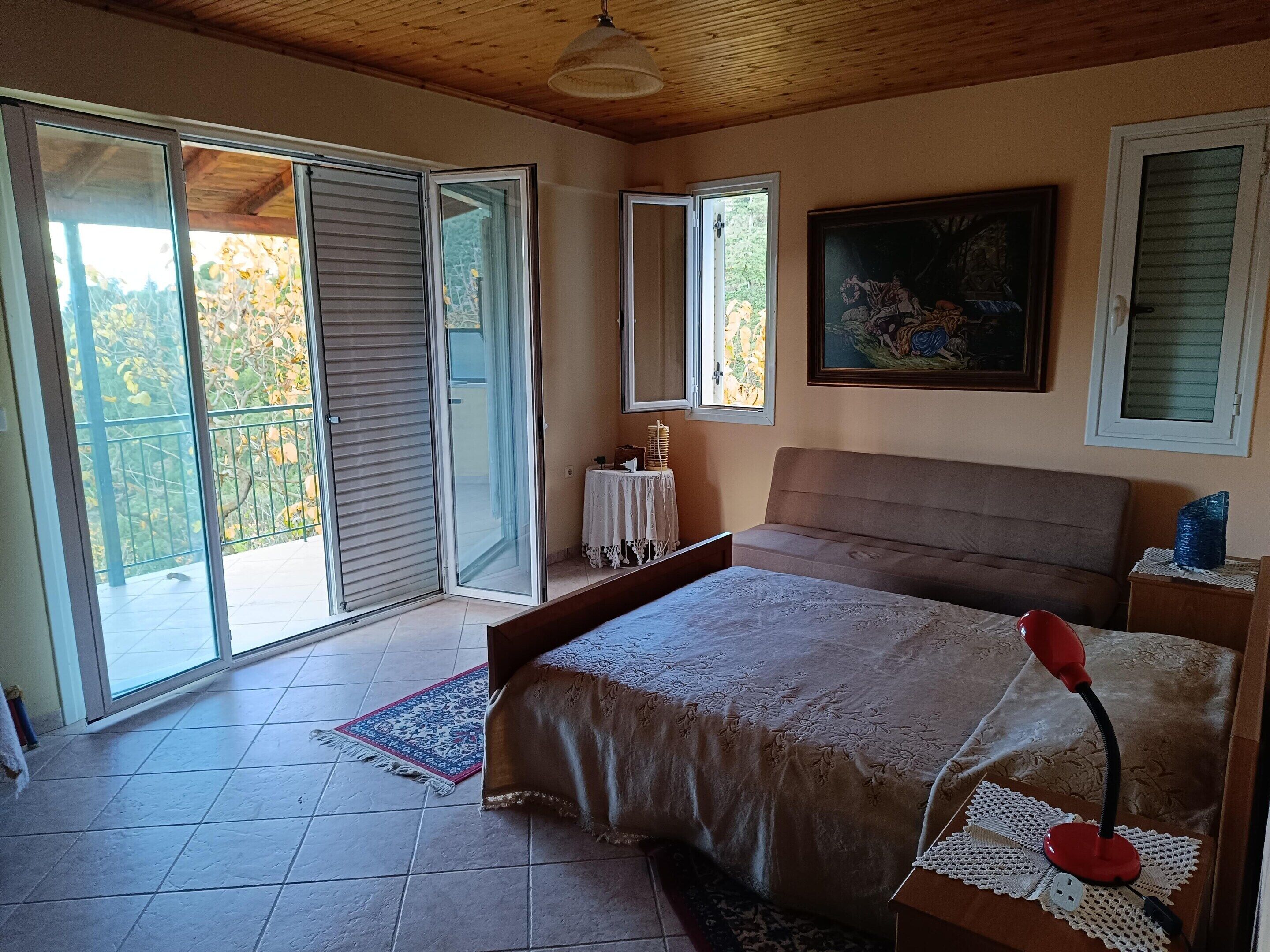 House | 4 bedrooms, bed sheets