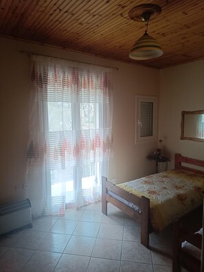 House | 4 bedrooms, bed sheets - Hillview Holiday Home in Kalavrouza (Nafpaktos)
