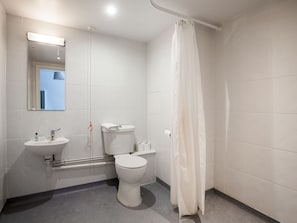 Shower, towels