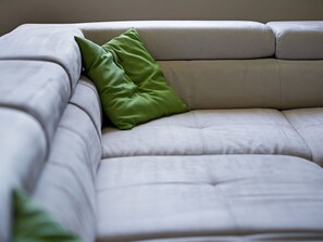 4 Schlafzimmer, individuell eingerichtet, Bettwäsche