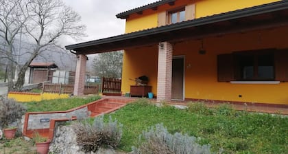 Mountain-view Holiday Home in Cusano Mutri With Private Garden