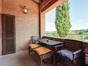 House | Exterior - Tranquil Farmhouse in Terranova Bracciolini near Nightlife (Rome)