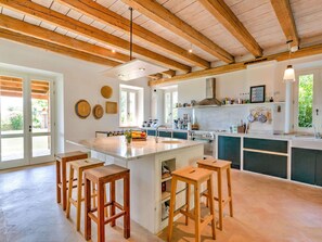 House | Private kitchen | Highchair