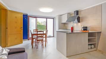 Cottage | Private kitchen | Toaster