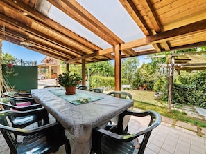 House | Balcony - Elegant Holiday Home in Sant'angelo a Cupolo With Garden (Sant'Angelo a Cupolo)