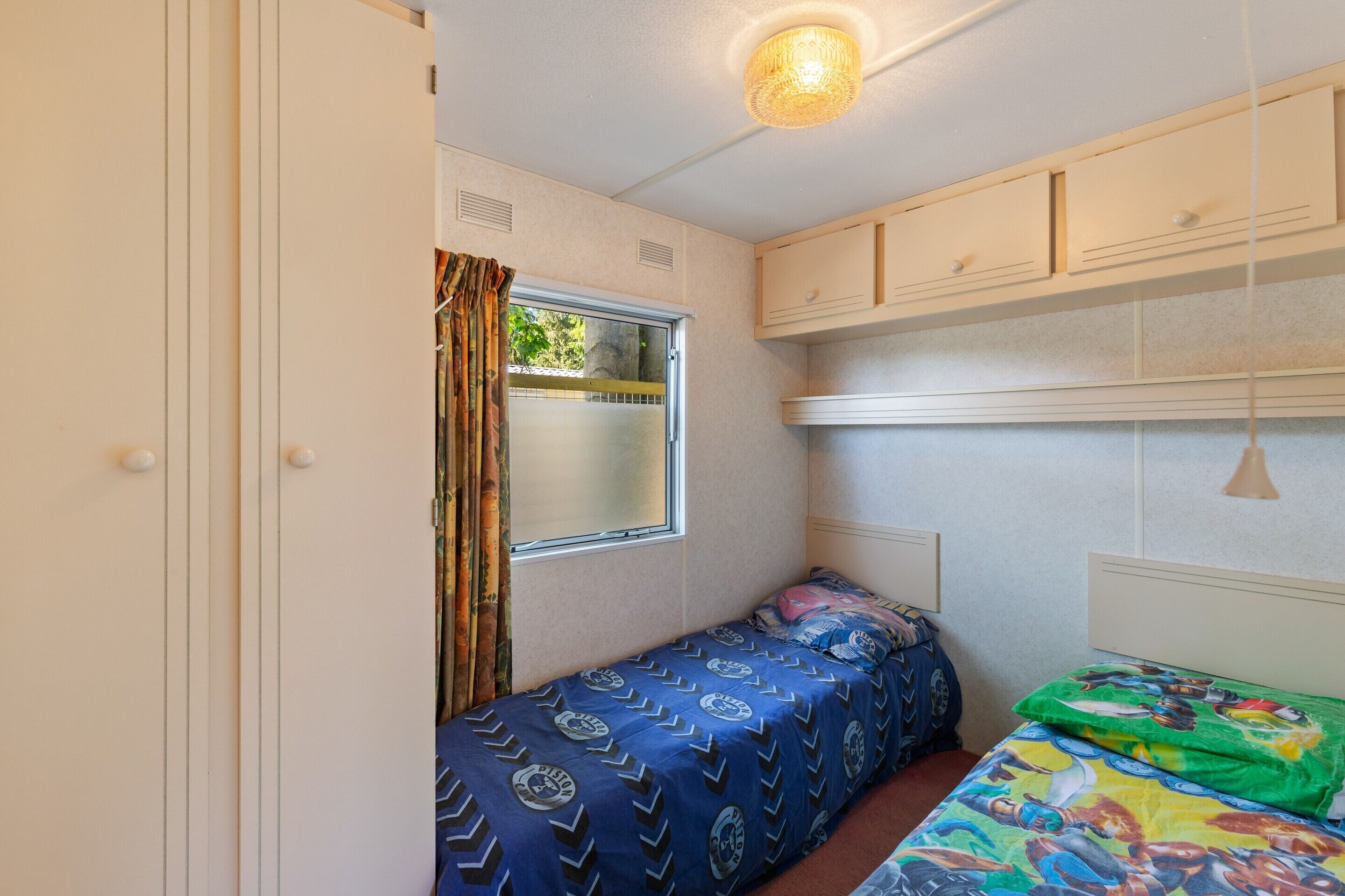 House | 2 bedrooms, individually furnished, bed sheets