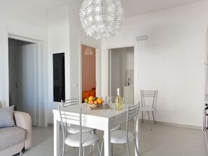 Living room - Attractive Apartment in Marina Di Ragusa With Pool (Ragusa)