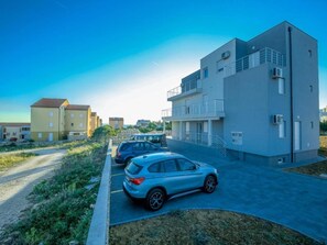 Apartment | Bahagian luar