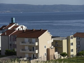 Exterior - Comfortable Apartment in Podstrana With Balcony (Podstrana)