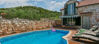 Holiday Home in Marina Near Beaches