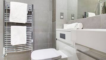 Apartment | Badezimmer