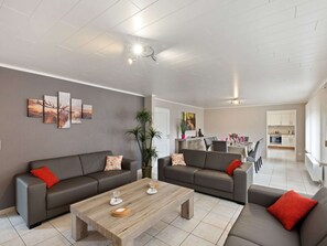 Apartment | Living area