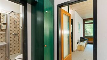 Apartment | 1 bedroom, bed sheets