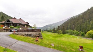 Exterior - Valley-view Apartment in Patergassen With Balcony (Reichenau)