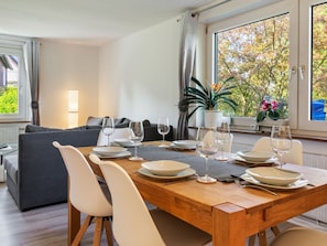Dining - Apartment With Garden in a District of Braunlage (Braunlage)