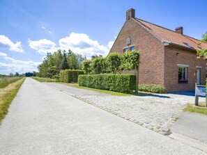 Exterior - Vacation Home in Vleteren Near Nature Park (Vleteren)