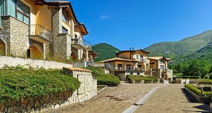 Valley-view Holiday Home in Scanno With Garden