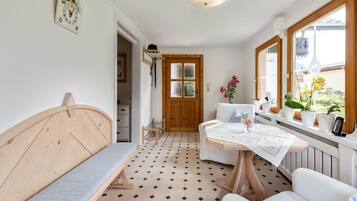 House | 2 bedrooms, individually furnished, bed sheets