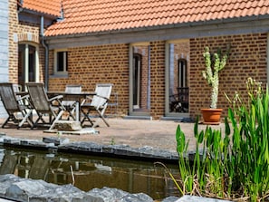 House | Exterior - Cozy Apartment in the Kingdom of Geetbets (Geetbets)