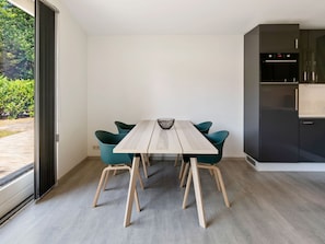 Dining - Welcoming Holiday Home in Schaijk With Garden (Schaijk)