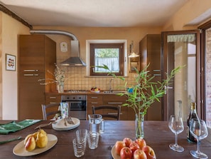 Apartment | Dining